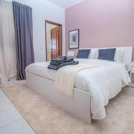 Close To Golf, Beaches, Quinta Lago, Vale Lobo, Quarteira And Vilamoura Villa Quinta do Lago