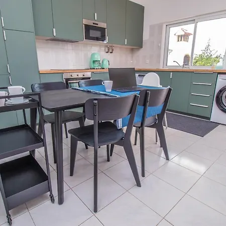 Close To Golf, Beaches, Quinta Lago, Vale Lobo, Quarteira And Vilamoura