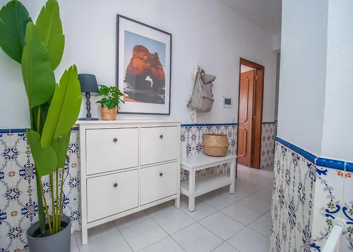 Close To Golf, Beaches, Quinta Lago, Vale Lobo, Quarteira And Vilamoura Villa