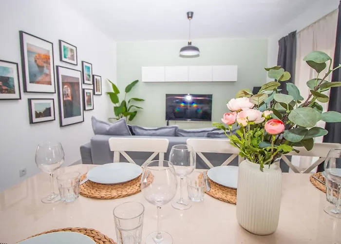 Close To Golf, Beaches, Quinta Lago, Vale Lobo, Quarteira And Vilamoura