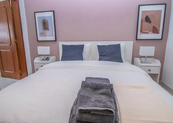 Villa Close To Golf, Beaches, Quinta Lago, Vale Lobo, Quarteira And Vilamoura Quinta do Lago